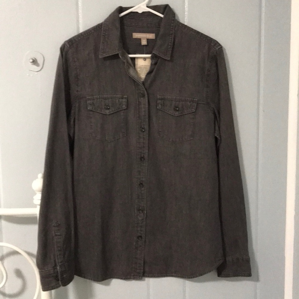 Banana republic dark gray button up NWT
